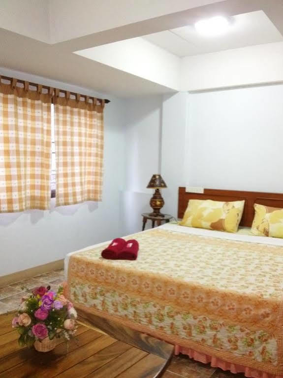 Ban Wiang Guest House Chiang Mai Zewnętrze zdjęcie